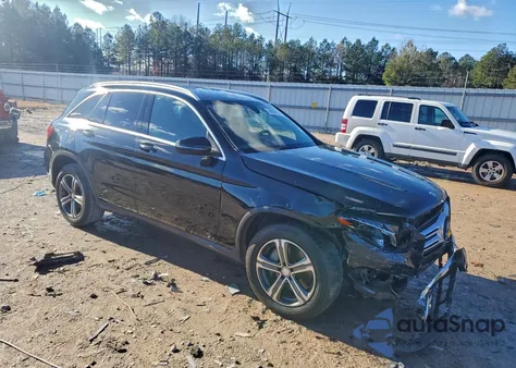 2016 Mercedes-Benz Glc 300 from USA, damaged, VIN WDC0G4JB6GF085298